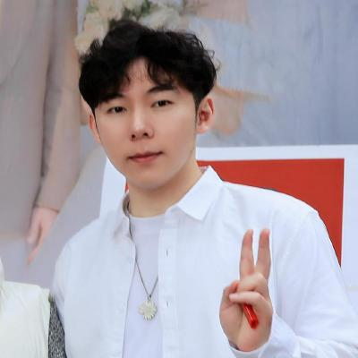 Weilong Chen